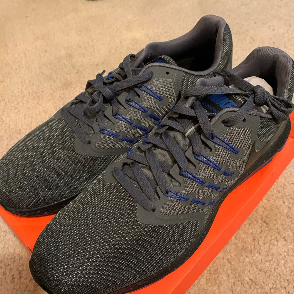 Brand new Nike gym shoes with box included